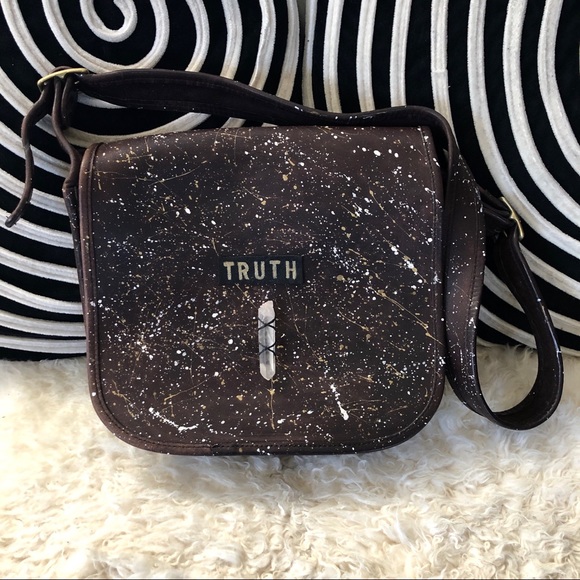 UNIQUE Embellished ART Vintage COACH Classic Messenger Bag ONE OF A KIND ART!!! - Picture 2 of 8